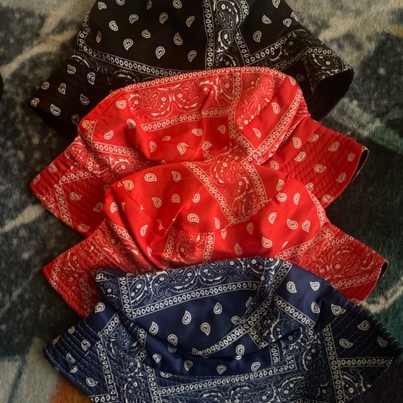 Bandana Bucket Hat from Italy - Picture 5 of 5